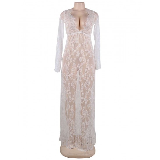 Plus Size White Delicate Lace Long Sleepwear Gown